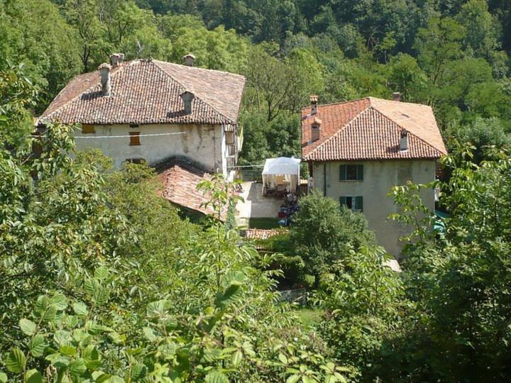 Agriturismo Cascina Gervasoni San Giovanni Bianco Ngoại thất bức ảnh